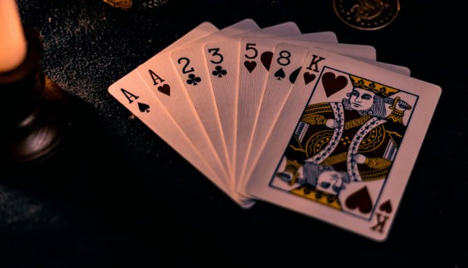 Filipino players enjoying lucky bet mobile platform